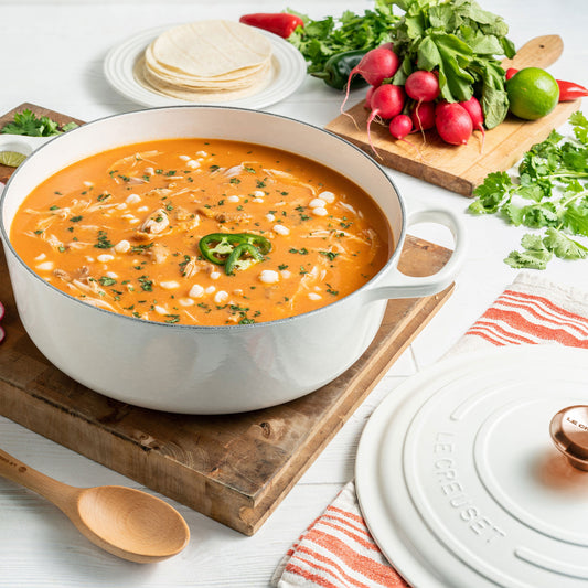 Signature Cast Iron 6.75-quart White Round Wide Dutch Oven with Copper Knob