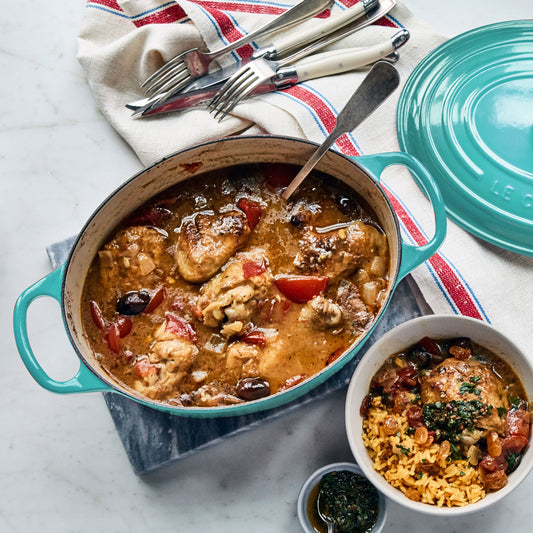 Signature Cast Iron 5-quart Caribbean Oval Dutch Oven