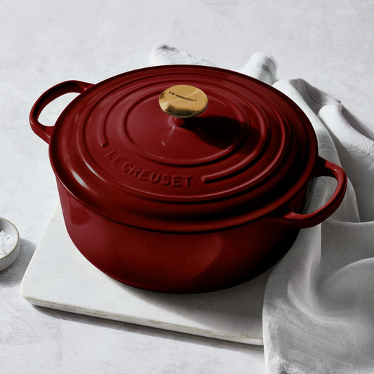 Signature Cast Iron 7.25-quart Rhone Round Dutch Oven