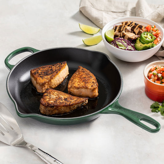 Signature Cast Iron 10.25-inch Artichaut Skillet