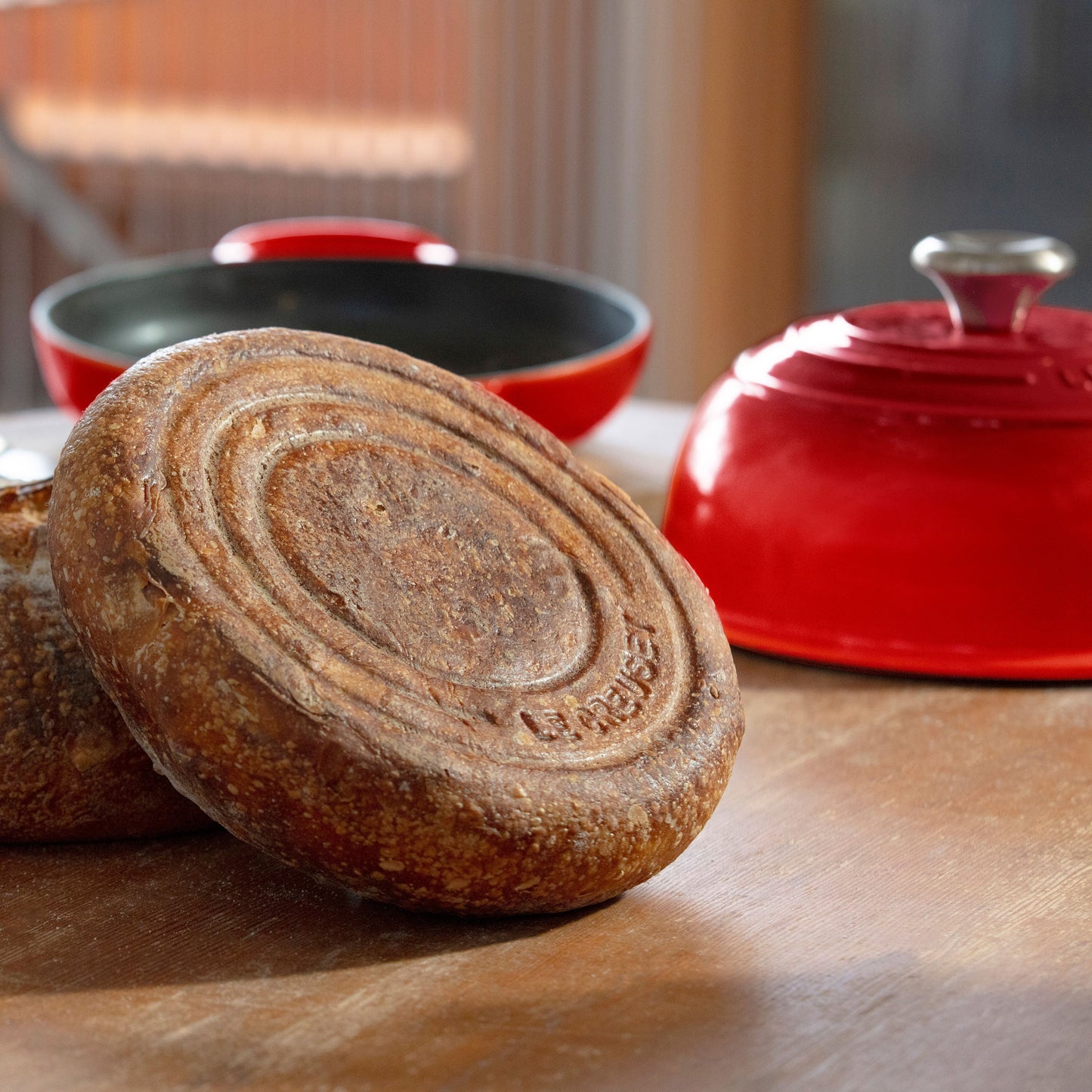 Signature Cast Iron 9.5-inch Cerise Bread Oven
