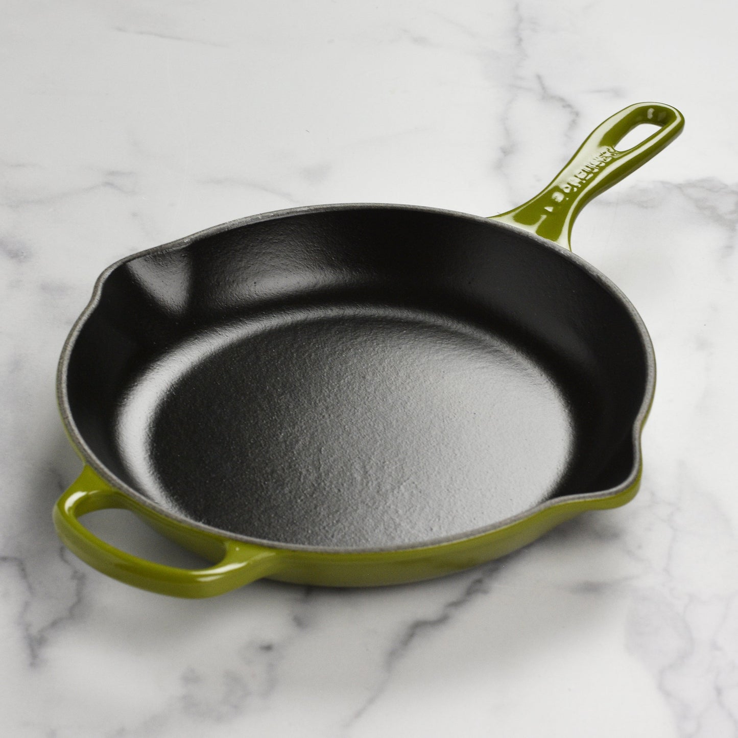 Signature Cast Iron 10.25-inch Olive Skillet