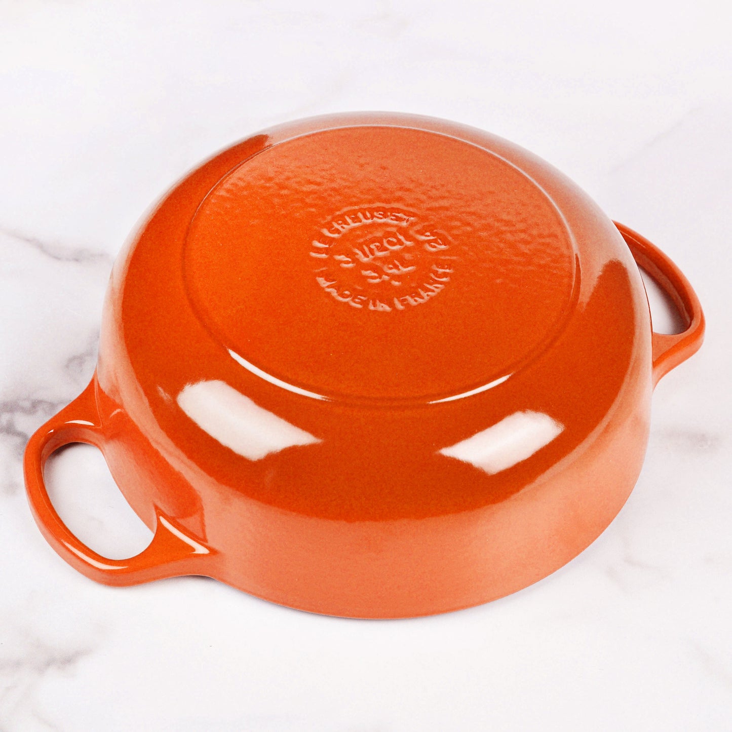 Signature Cast Iron 3.5-quart Flame Sauteuse Dutch Oven