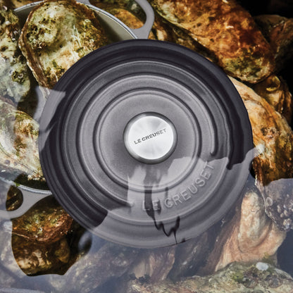 Signature Cast Iron 9 Piece Oyster Cast Iron Cookware Set