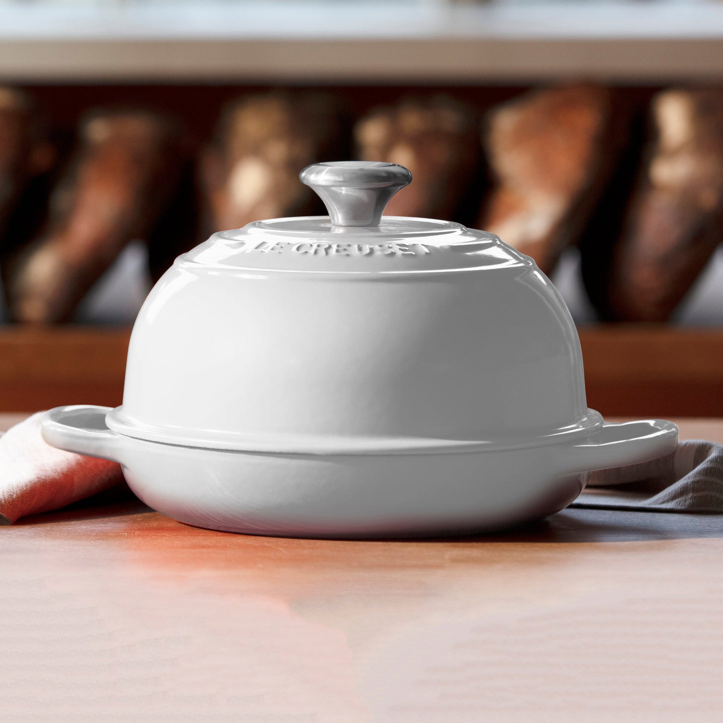 Signature Cast Iron 9.5-inch White Bread Oven