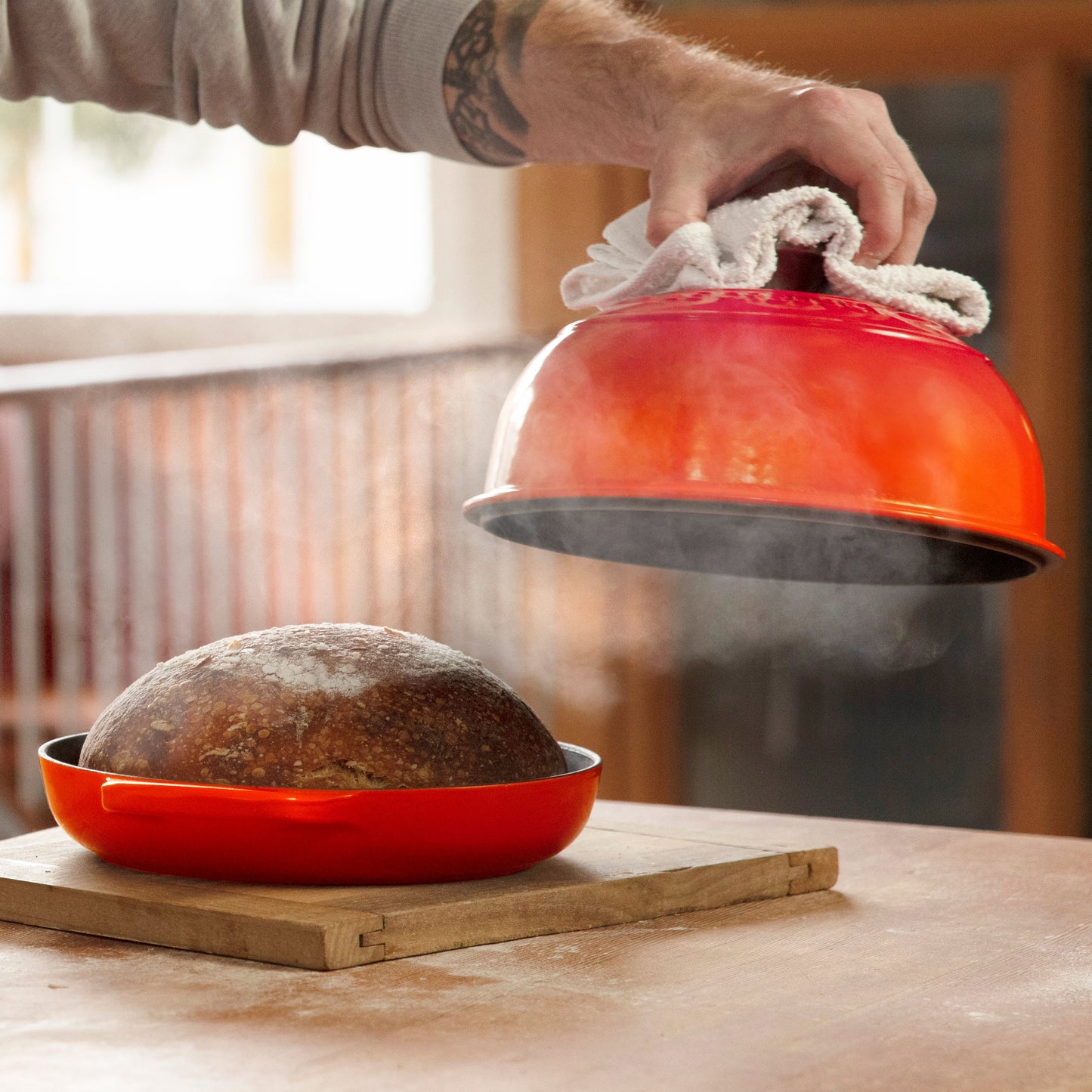 Signature Cast Iron 9.5-inch Flame Bread Oven
