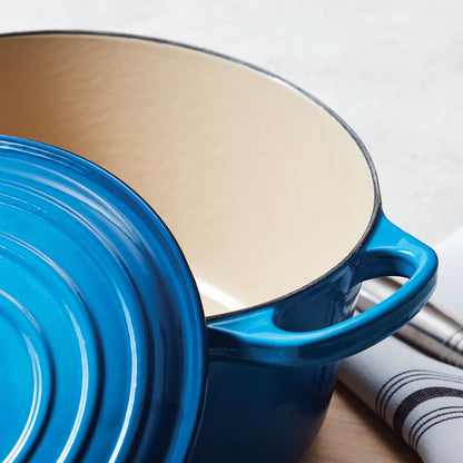 Signature Cast Iron 9-quart Marseille Round Dutch Oven