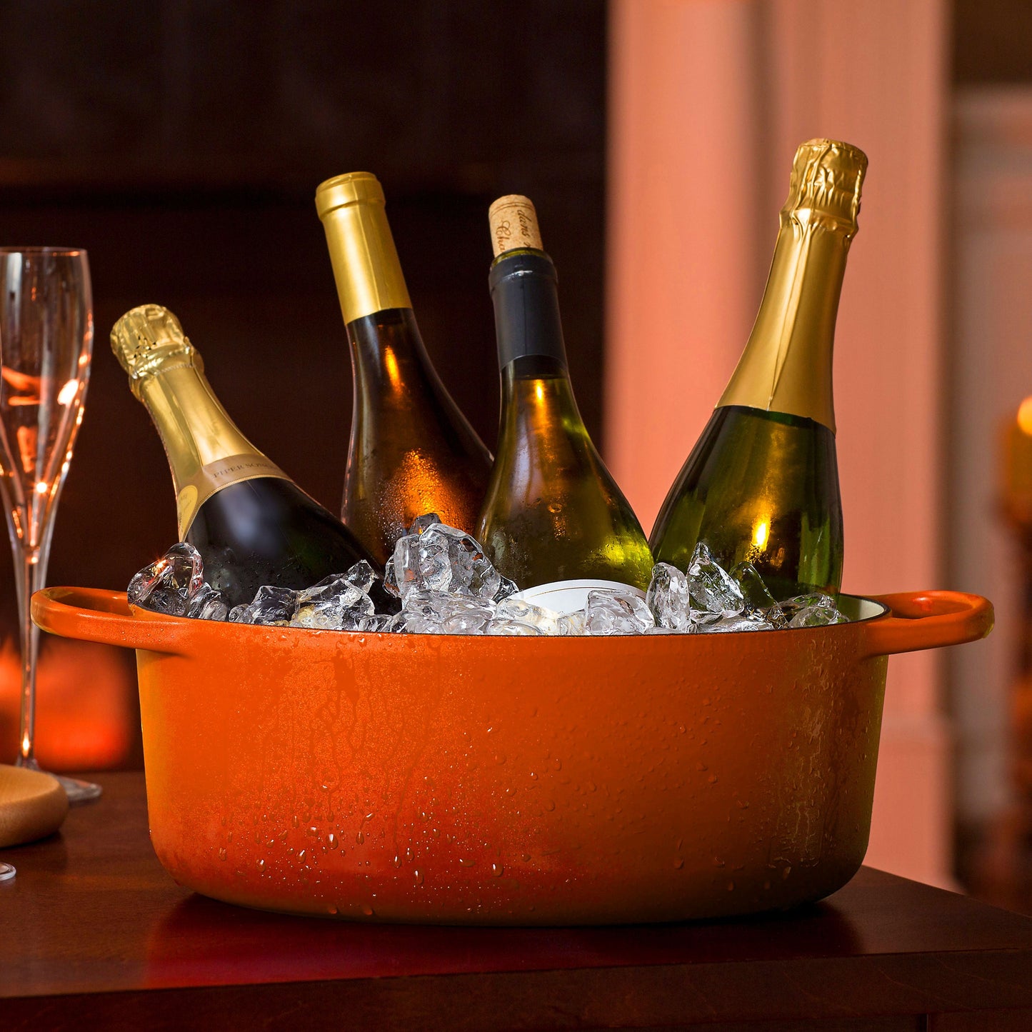 Signature Cast Iron 5-quart Flame Oval Dutch Oven