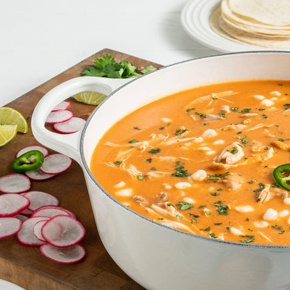 Signature Cast Iron 2.75-quart White Oval Dutch Oven