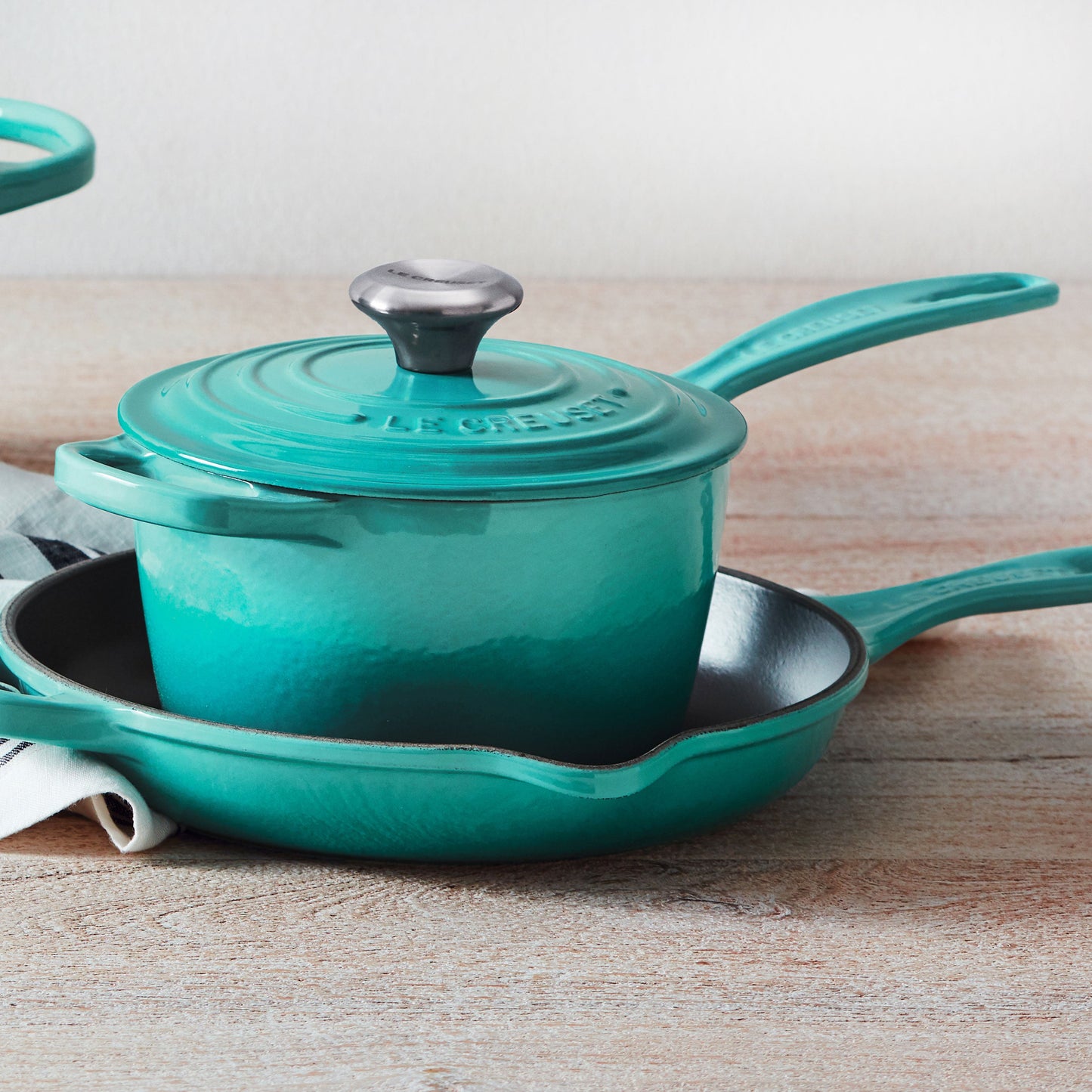 Signature Cast Iron 2.25-quart Caribbean Saucepan