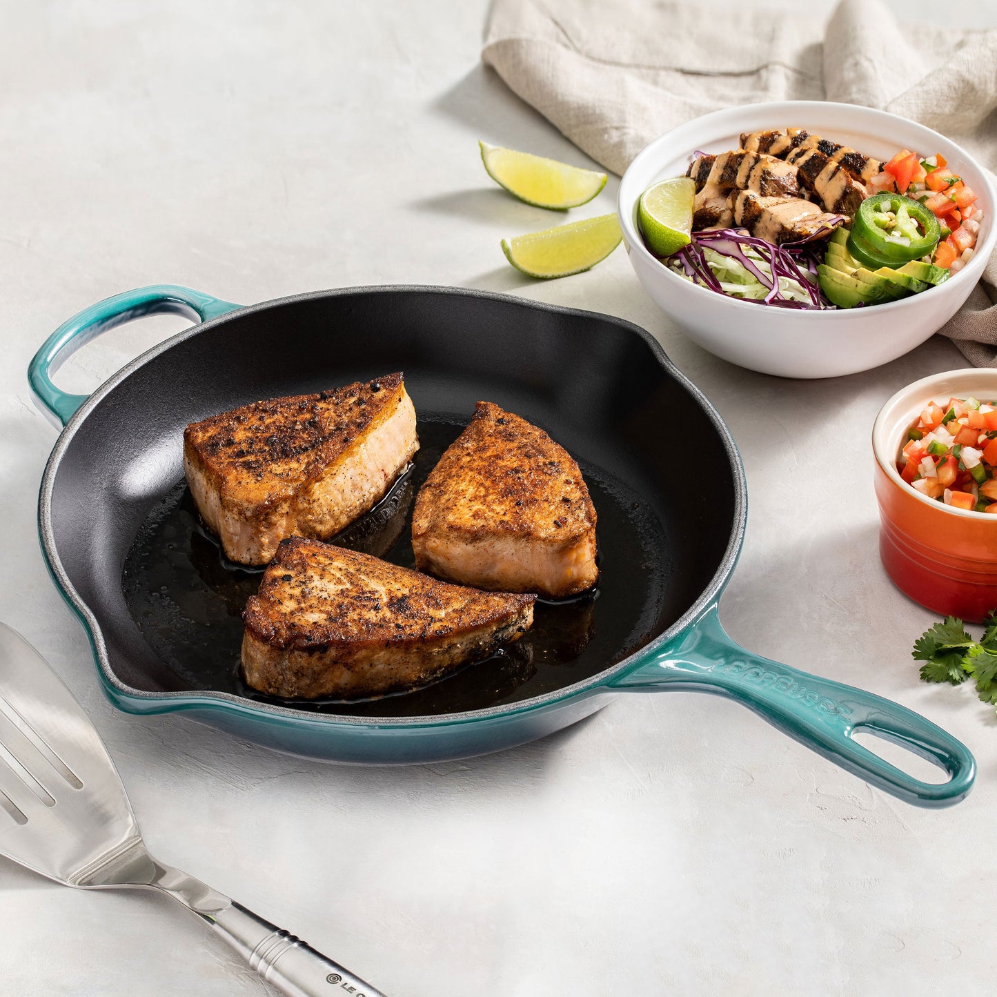 Signature Cast Iron 10.25-inch Caribbean Skillet