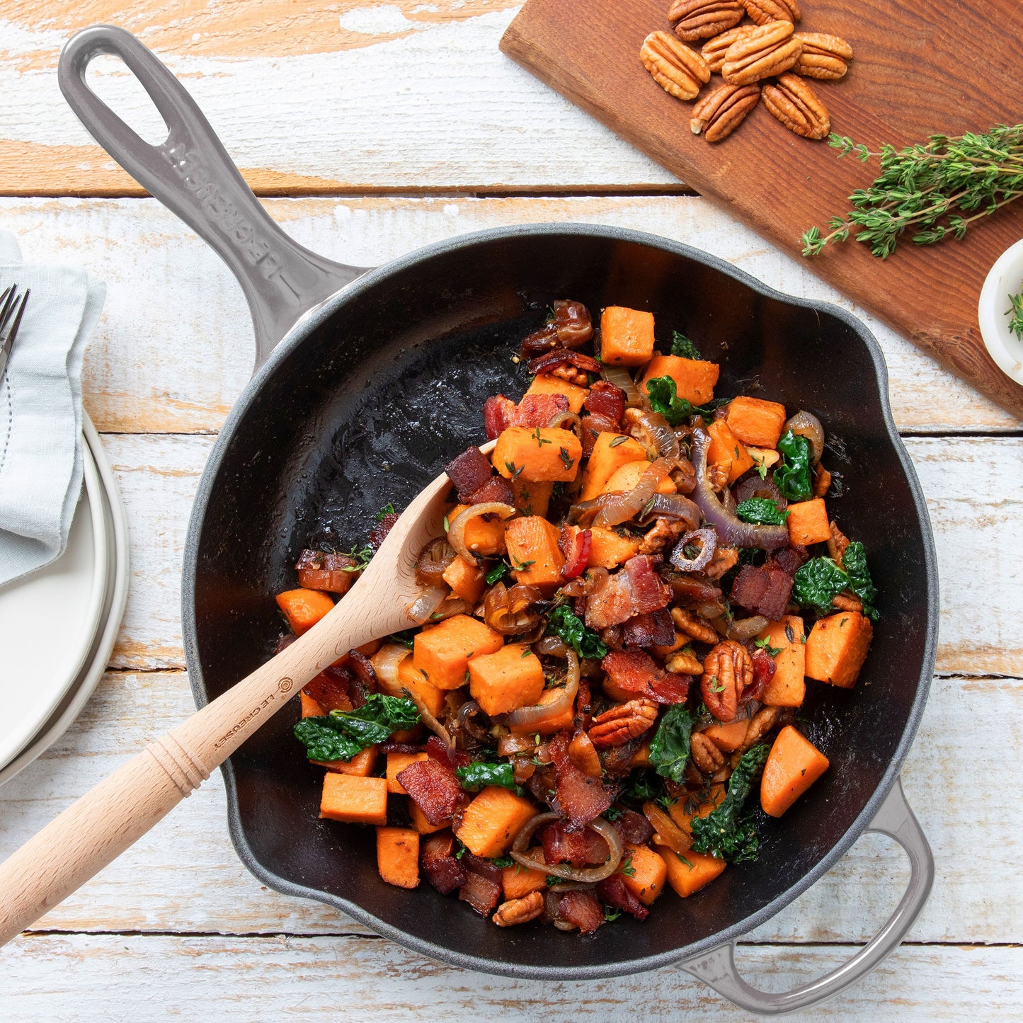 Signature Cast Iron 10.25-inch Oyster Skillet