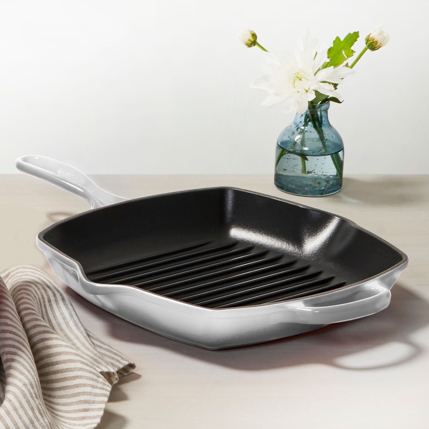 Signature Cast Iron 10.25-inch White Square Grill Pan