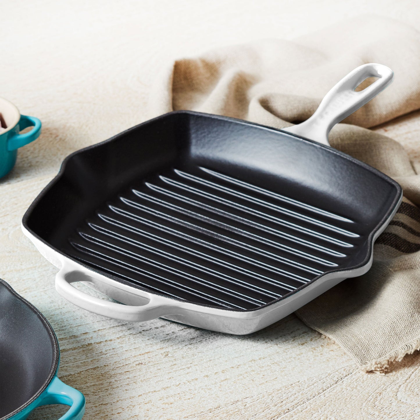 Signature Cast Iron 10.25-inch White Square Grill Pan