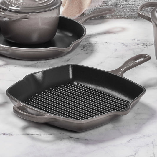 Signature Cast Iron 10.25-inch Oyster Square Grill Pan