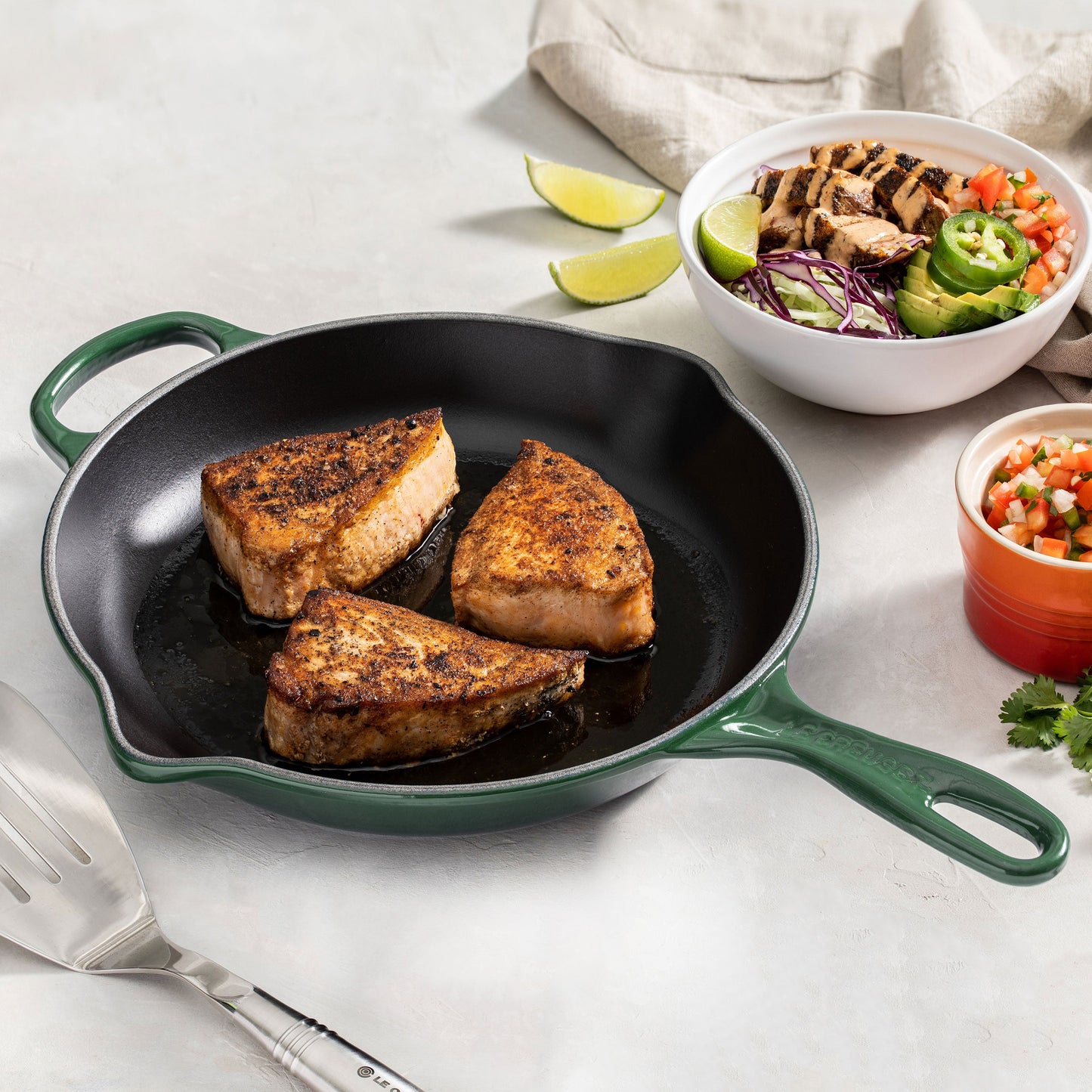 Signature Cast Iron 10.25-inch Artichaut Skillet
