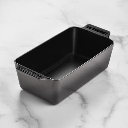 Signature Cast Iron 9 x 5-inch Oyster Loaf Pan