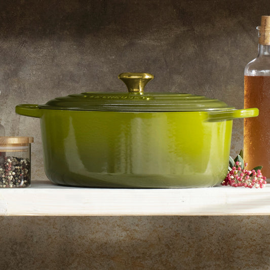 Signature Cast Iron 6.75-quart Olive Oval Dutch Oven