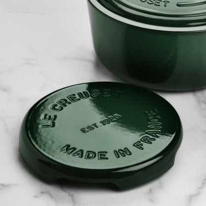 Signature Cast Iron 8.8-inch Artichaut Round Trivet