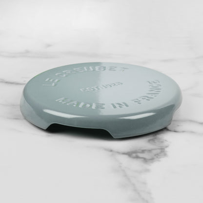 Signature Cast Iron 8.8-inch Sea Salt Round Trivet