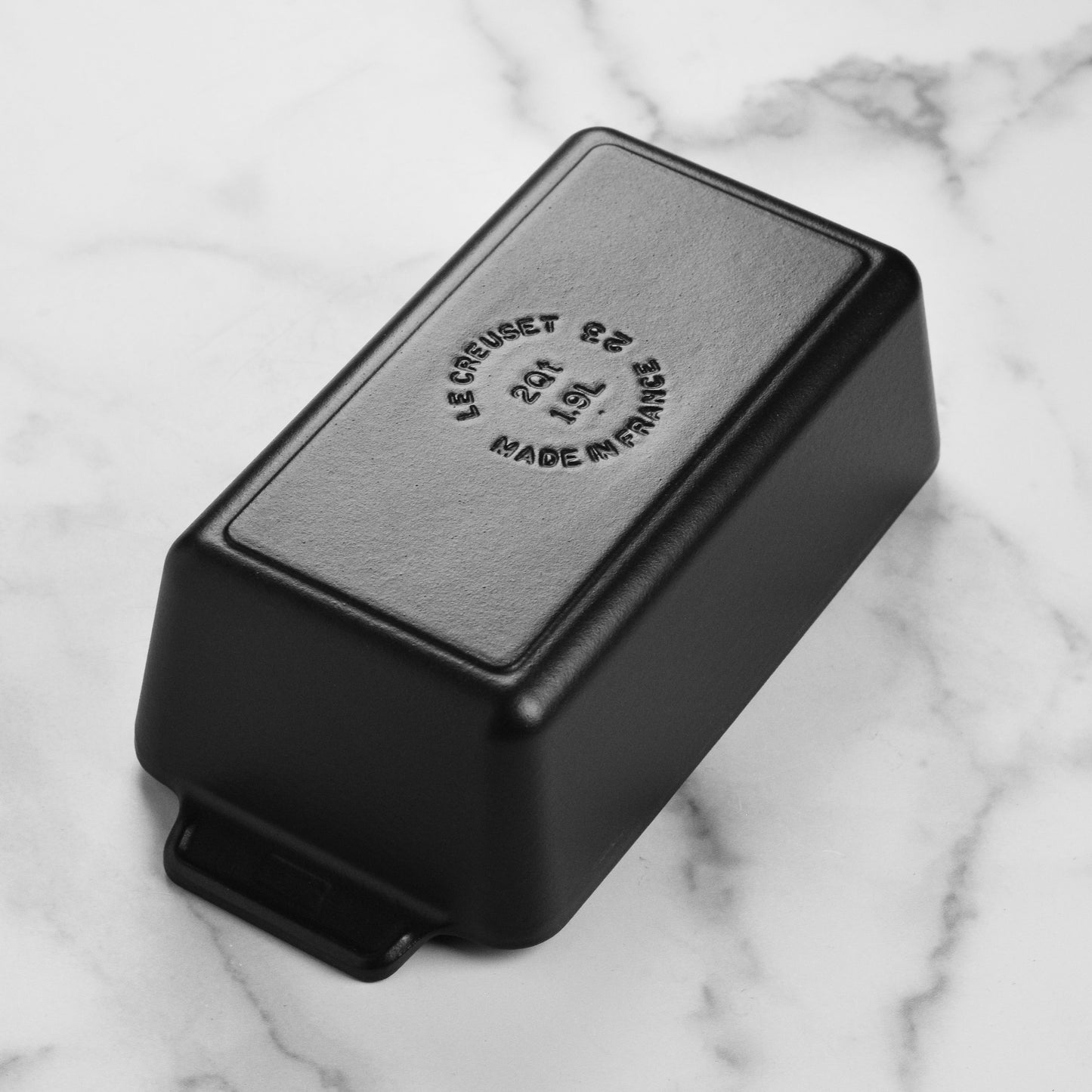 Signature Cast Iron 9 x 5-inch Licorice Loaf Pan