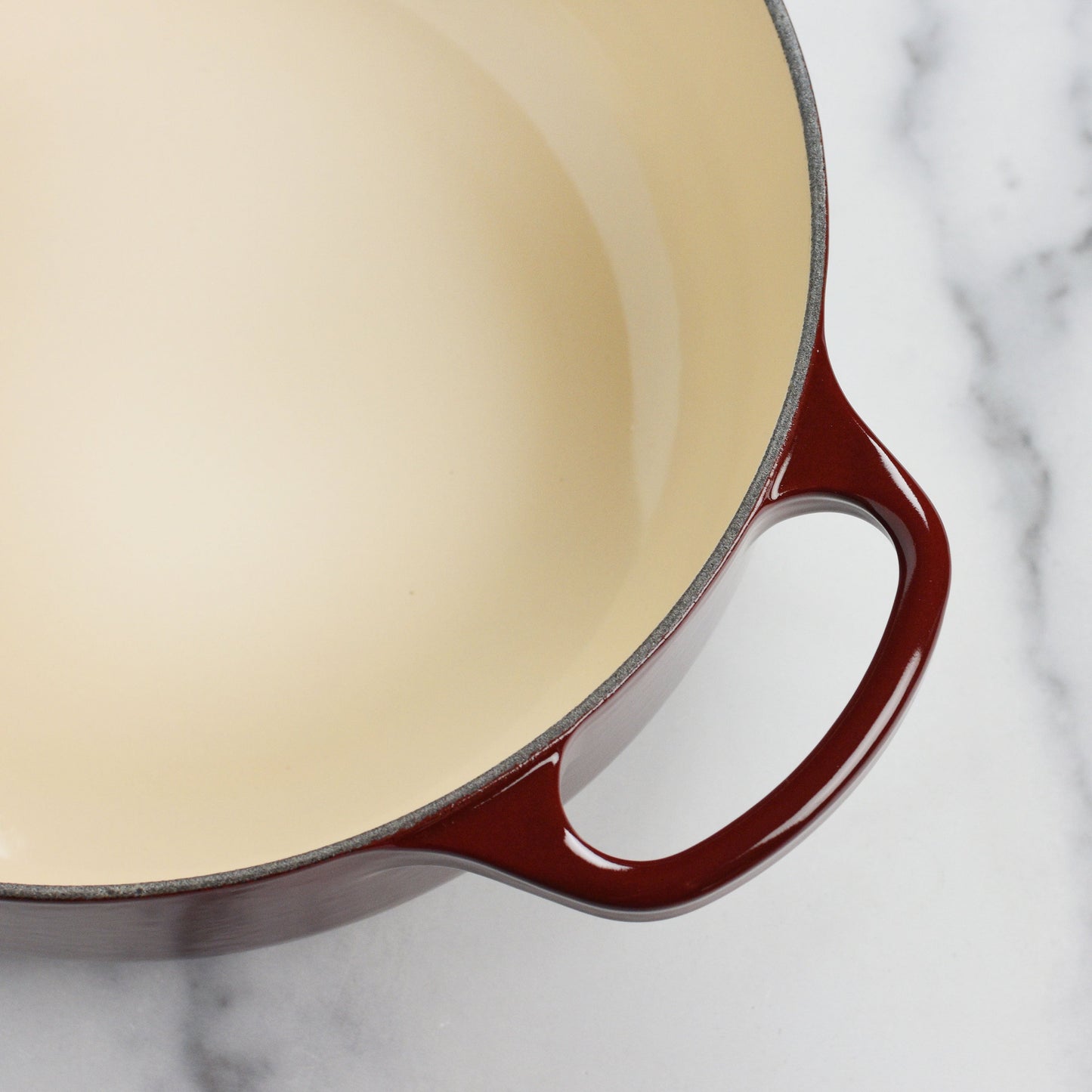 Signature Cast Iron 3.5-quart Rhone Sauteuse Dutch Oven