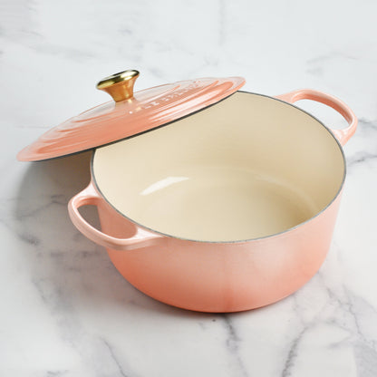 Signature Cast Iron 7.25-quart Peche Round Dutch Oven