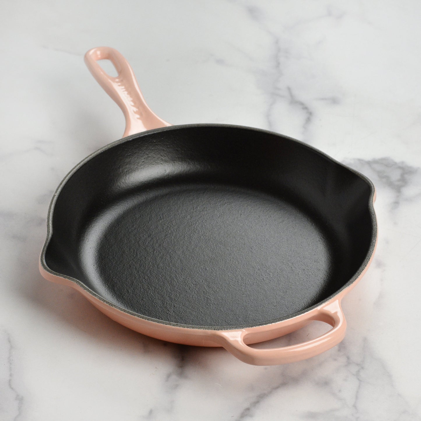Signature Cast Iron 10.25-inch Peche Skillet