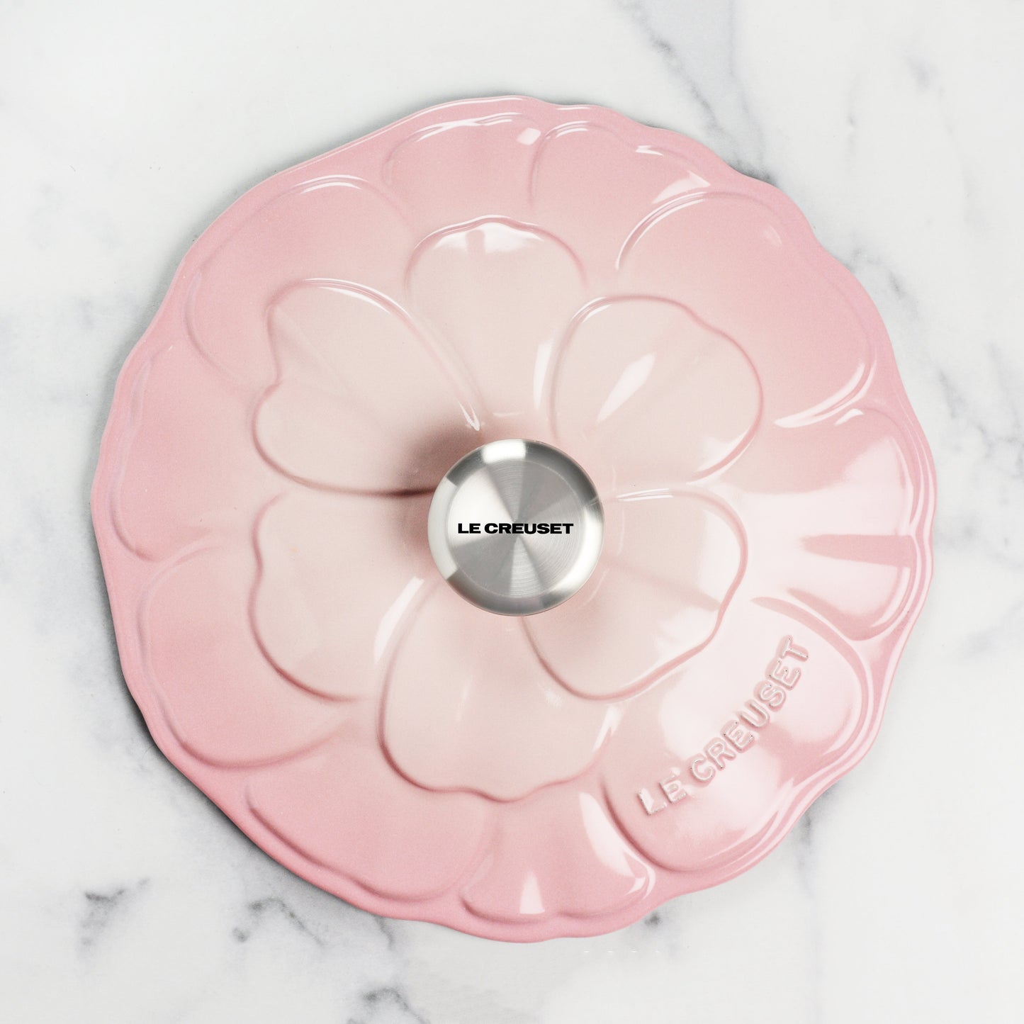 Signature Cast Iron 2.25-quart Shell Pink Petal Braiser