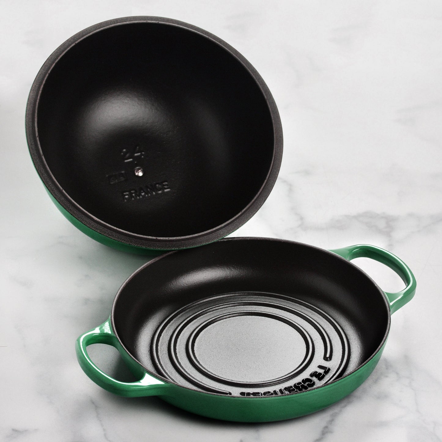 Signature Cast Iron 9.5-inch Artichaut Bread Oven