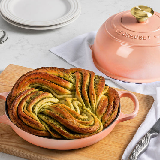 Signature Cast Iron 9.5-inch Peche Bread Oven