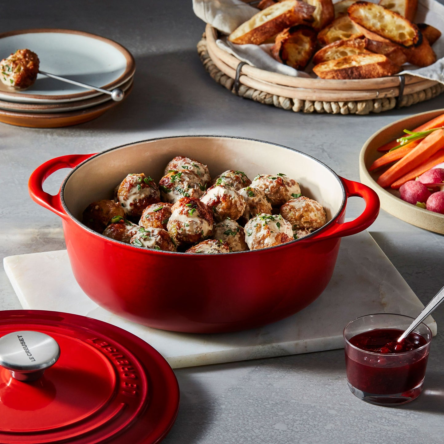 Cast Iron 2.75-quart Cerise Shallow Round Dutch Oven